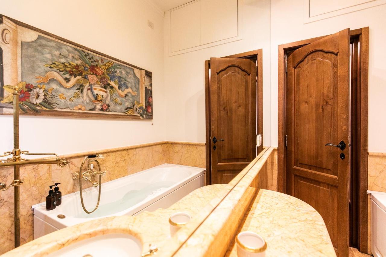Klimt - Jacuzzi 5 Star - Luxury Design Apartment Milán Exteriér fotografie