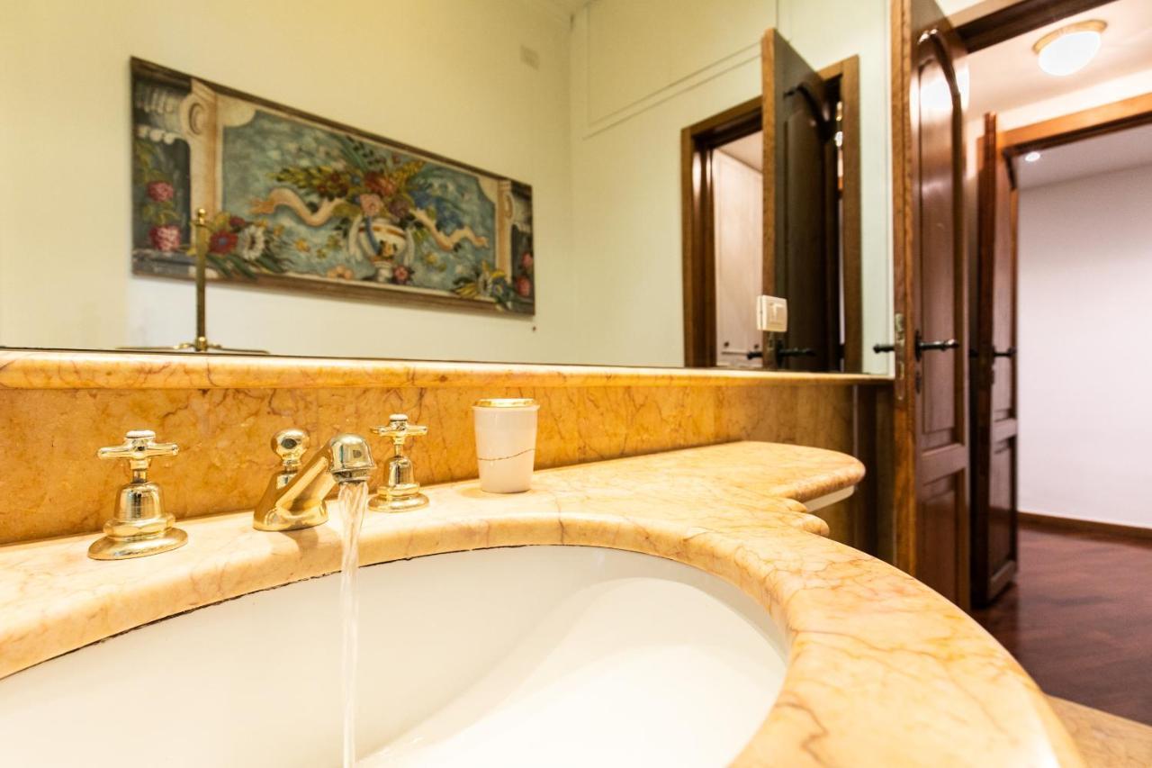 Klimt - Jacuzzi 5 Star - Luxury Design Apartment Milán Exteriér fotografie