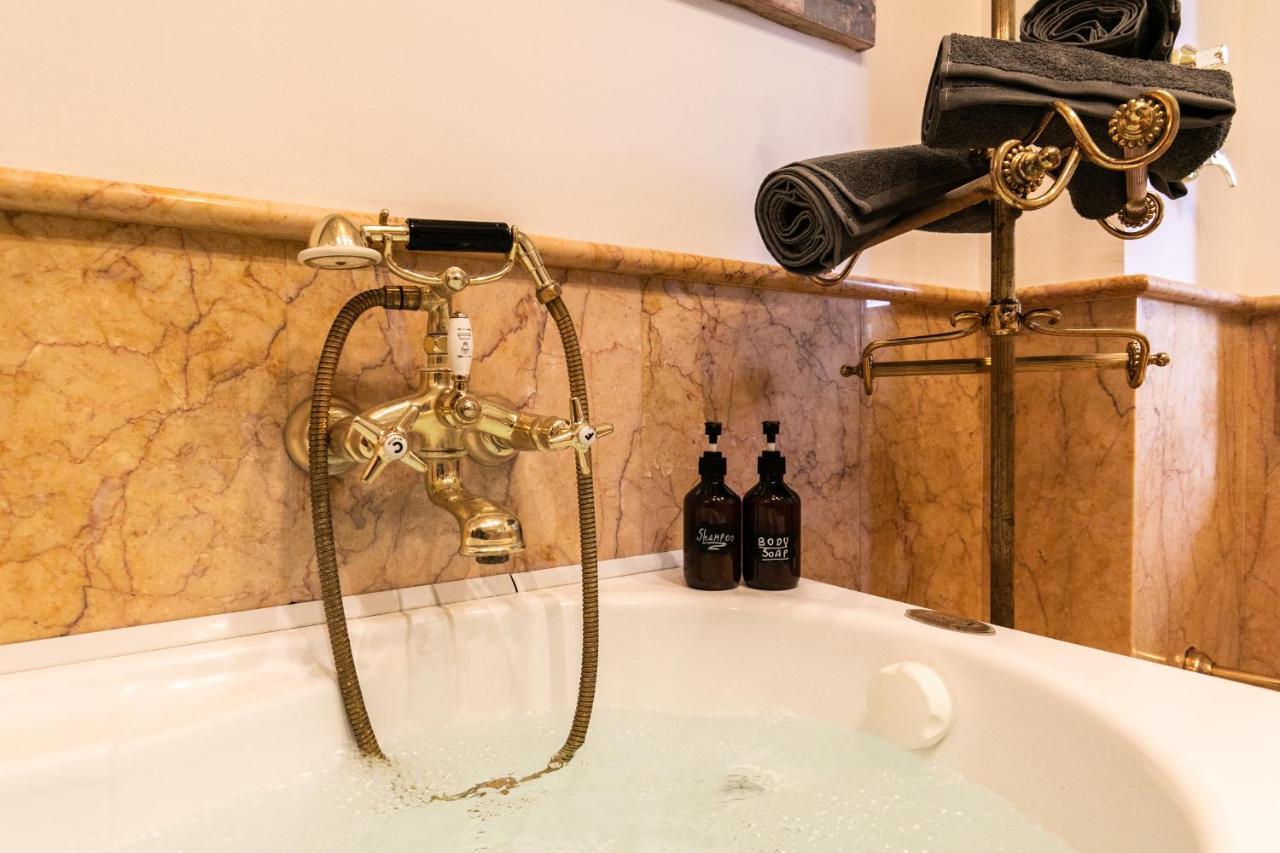 Klimt - Jacuzzi 5 Star - Luxury Design Apartment Milán Exteriér fotografie
